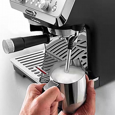 ������ ������ Delonghi La Specialista Arte EC9155.MB �� ����� ��� ���� ����
