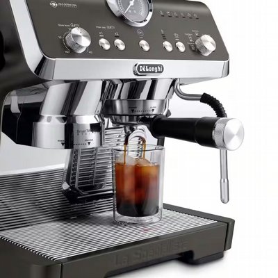 ����� ������ ����� De�Longhi La Specialista Opera EC9555.BK ��� ����